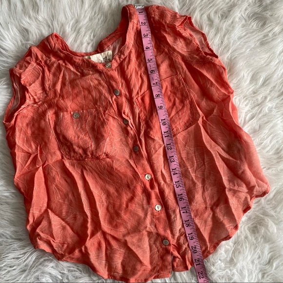 🔥SOLD🔥 We The Free FP Crinkle Button Down Shirt Coral XS - Picture 11 of 11
